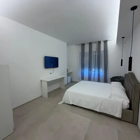 Гостьовий будинок Kyma 4*
